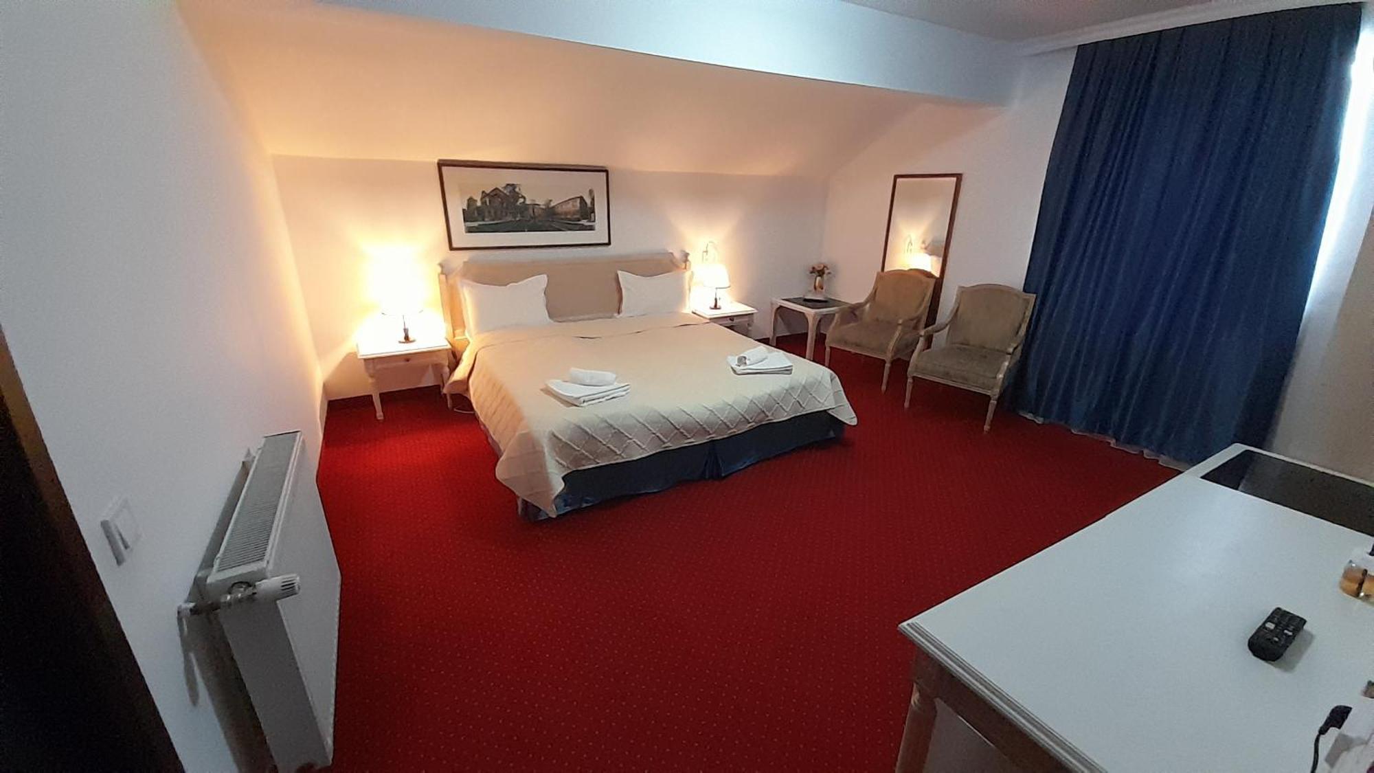 Hotel Visconti Militari Bucarest Esterno foto